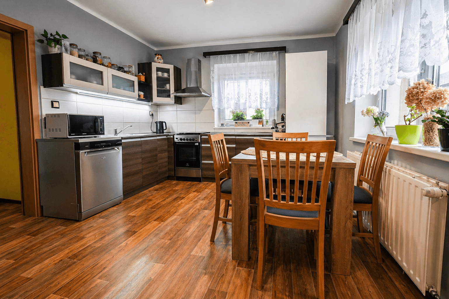 Prodej domu 183 m², pozemek 546 m², Turnovská, Varnsdorf, Ústecký kraj Prodej domu 183 m², pozemek 546 m², Turnovská, Varnsdorf, Ústecký kraj