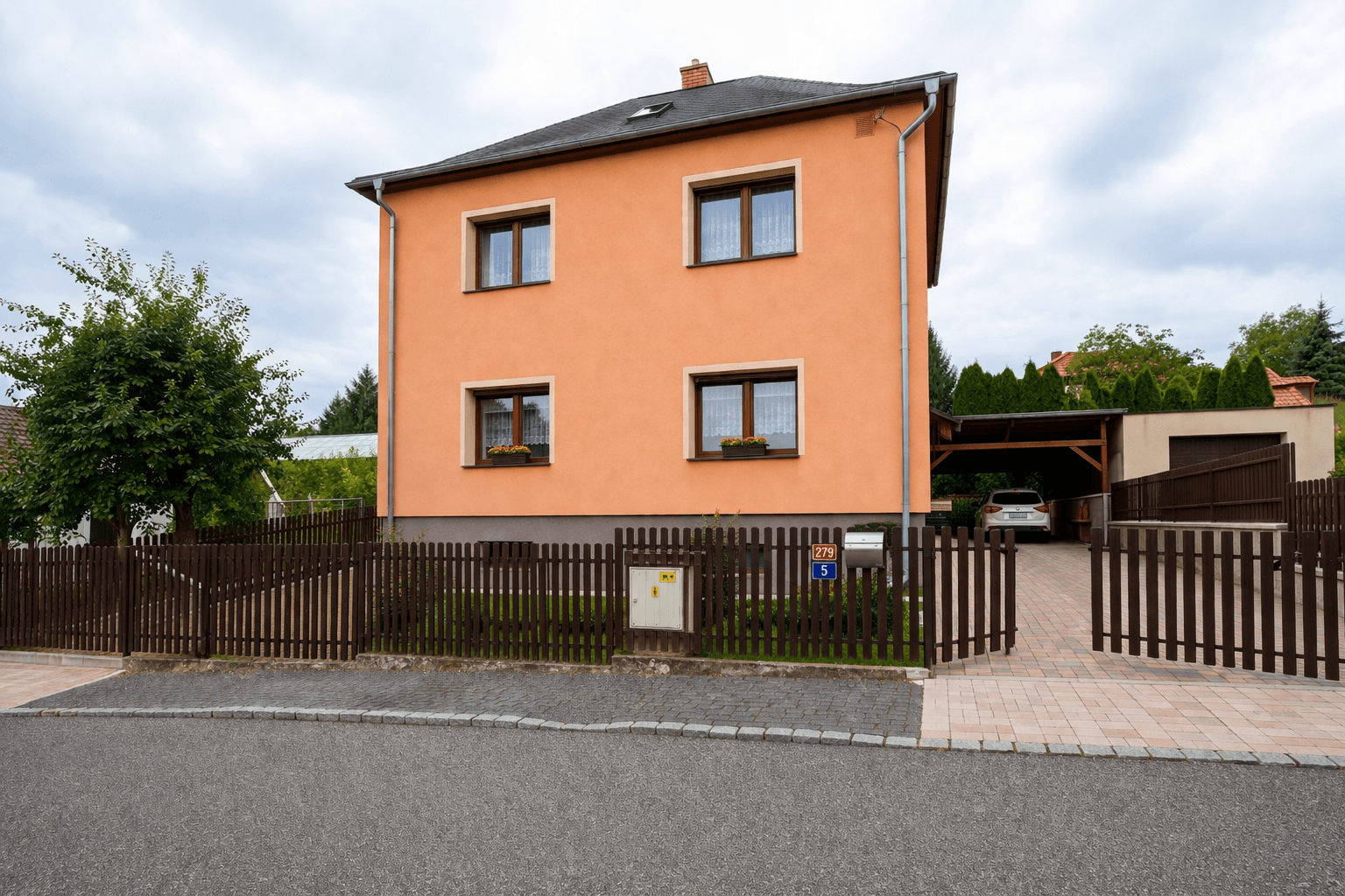 Prodej domu 183 m², pozemek 546 m², Turnovská, Varnsdorf, Ústecký kraj Prodej domu 183 m², pozemek 546 m², Turnovská, Varnsdorf, Ústecký kraj