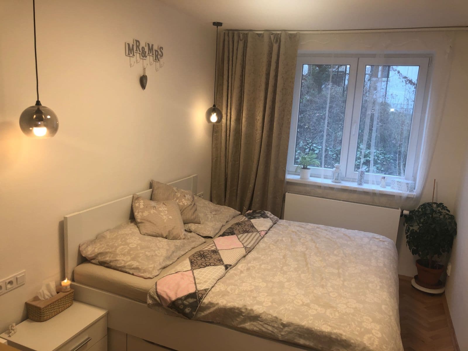 Pronájem bytu 2+kk 61 m², Holandská, Praha, Praha Pronájem bytu 2+kk 61 m², Holandská, Praha, Praha