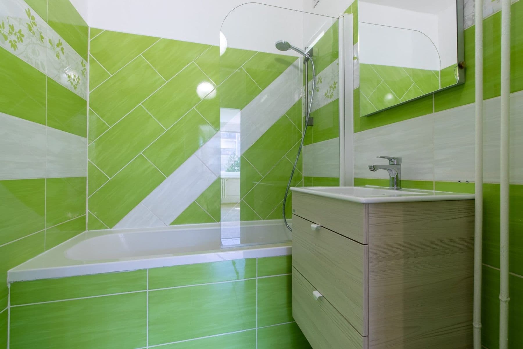 Pronájem bytu 3+1 72 m², K sadu, Praha, Praha Pronájem bytu 3+1 72 m², K sadu, Praha, Praha