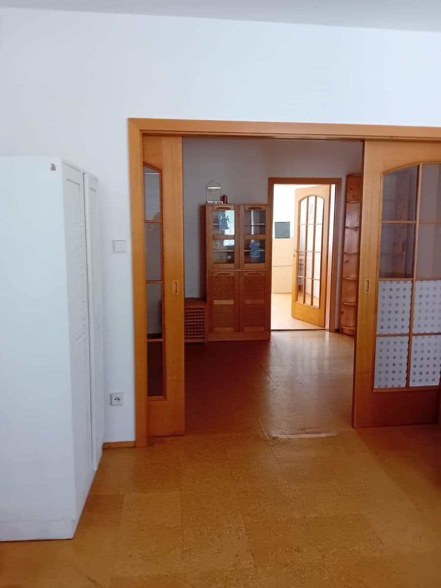 Pronájem bytu 3+1 78 m², Hlaváčikova, Karlova Ves, Bratislavský kraj Pronájem bytu 3+1 78 m², Hlaváčikova, Karlova Ves, Bratislavský kraj