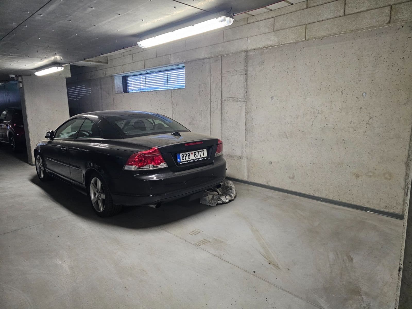 Pronájem garáže 18 m², Sladová, Plzeň, Plzeňský kraj Pronájem garáže 18 m², Sladová, Plzeň, Plzeňský kraj