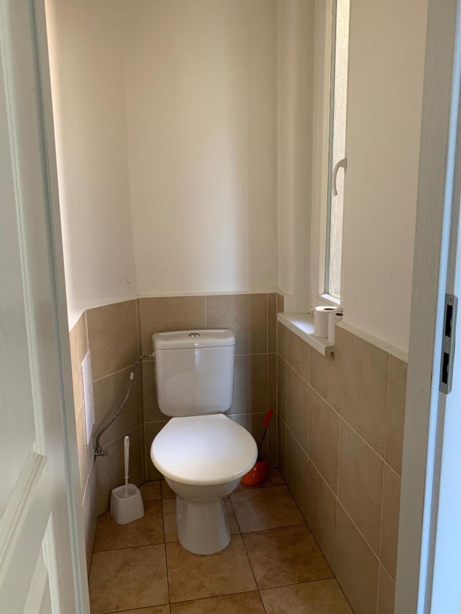 Pronájem bytu 1+1 44 m², Domažlická, Praha, Praha Pronájem bytu 1+1 44 m², Domažlická, Praha, Praha