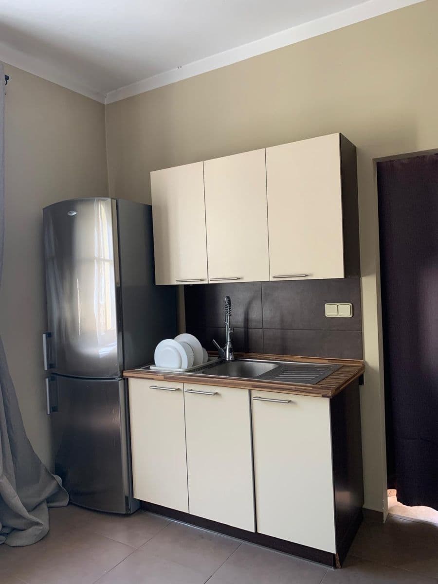 Pronájem bytu 1+1 44 m², Domažlická, Praha, Praha Pronájem bytu 1+1 44 m², Domažlická, Praha, Praha