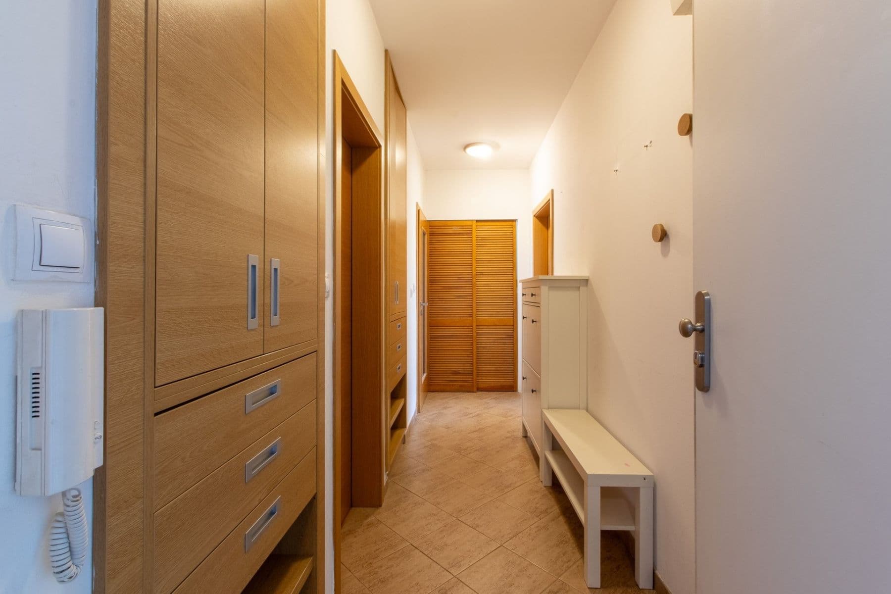 Pronájem bytu 2+kk 42 m², Drahobejlova, Praha, Praha Pronájem bytu 2+kk 42 m², Drahobejlova, Praha, Praha