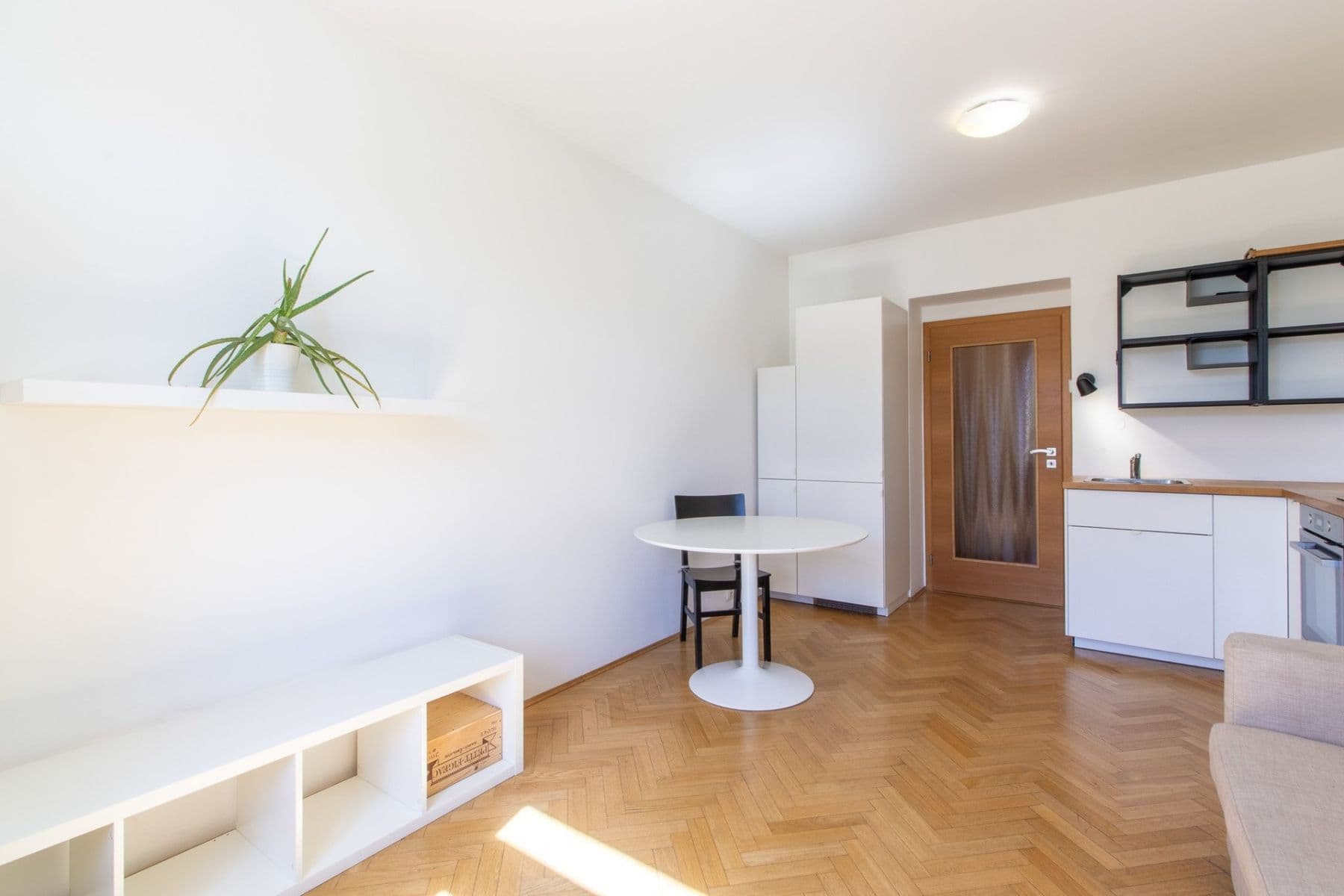 Pronájem bytu 2+kk 42 m², Drahobejlova, Praha, Praha Pronájem bytu 2+kk 42 m², Drahobejlova, Praha, Praha