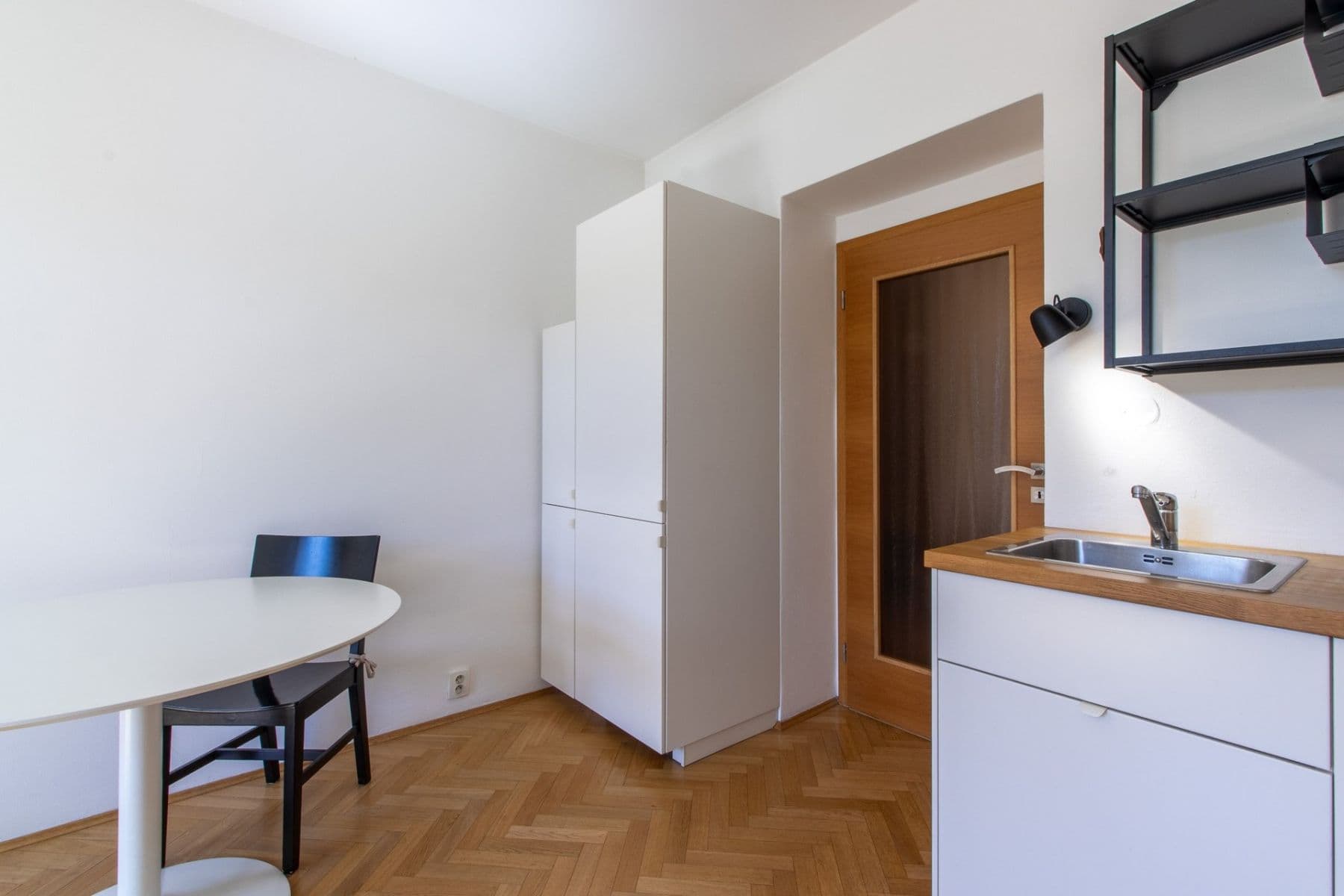 Pronájem bytu 2+kk 42 m², Drahobejlova, Praha, Praha Pronájem bytu 2+kk 42 m², Drahobejlova, Praha, Praha