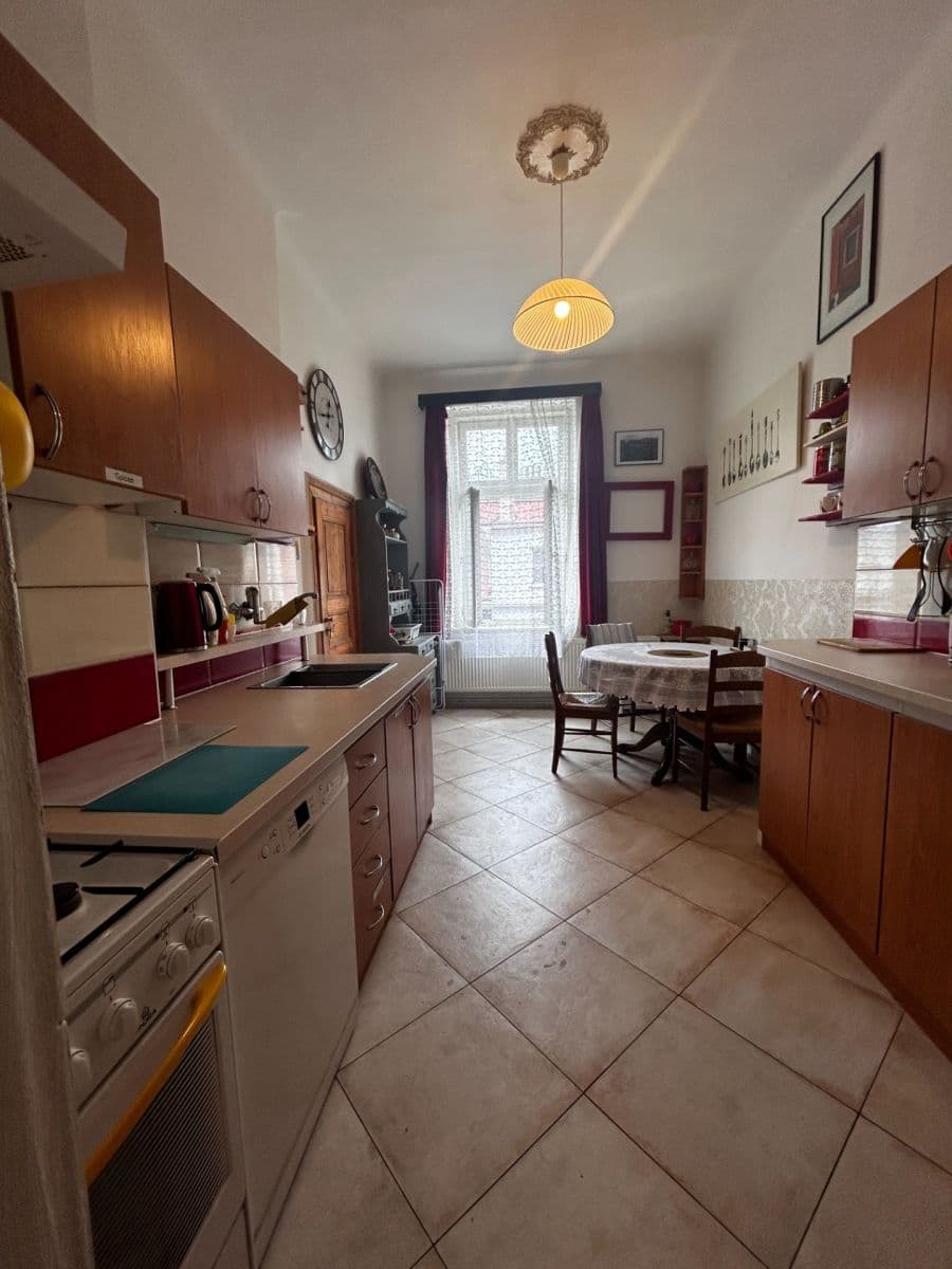 Pronájem domu 81 m², pozemek 150 m², Grafická, Praha, Praha Pronájem domu 81 m², pozemek 150 m², Grafická, Praha, Praha
