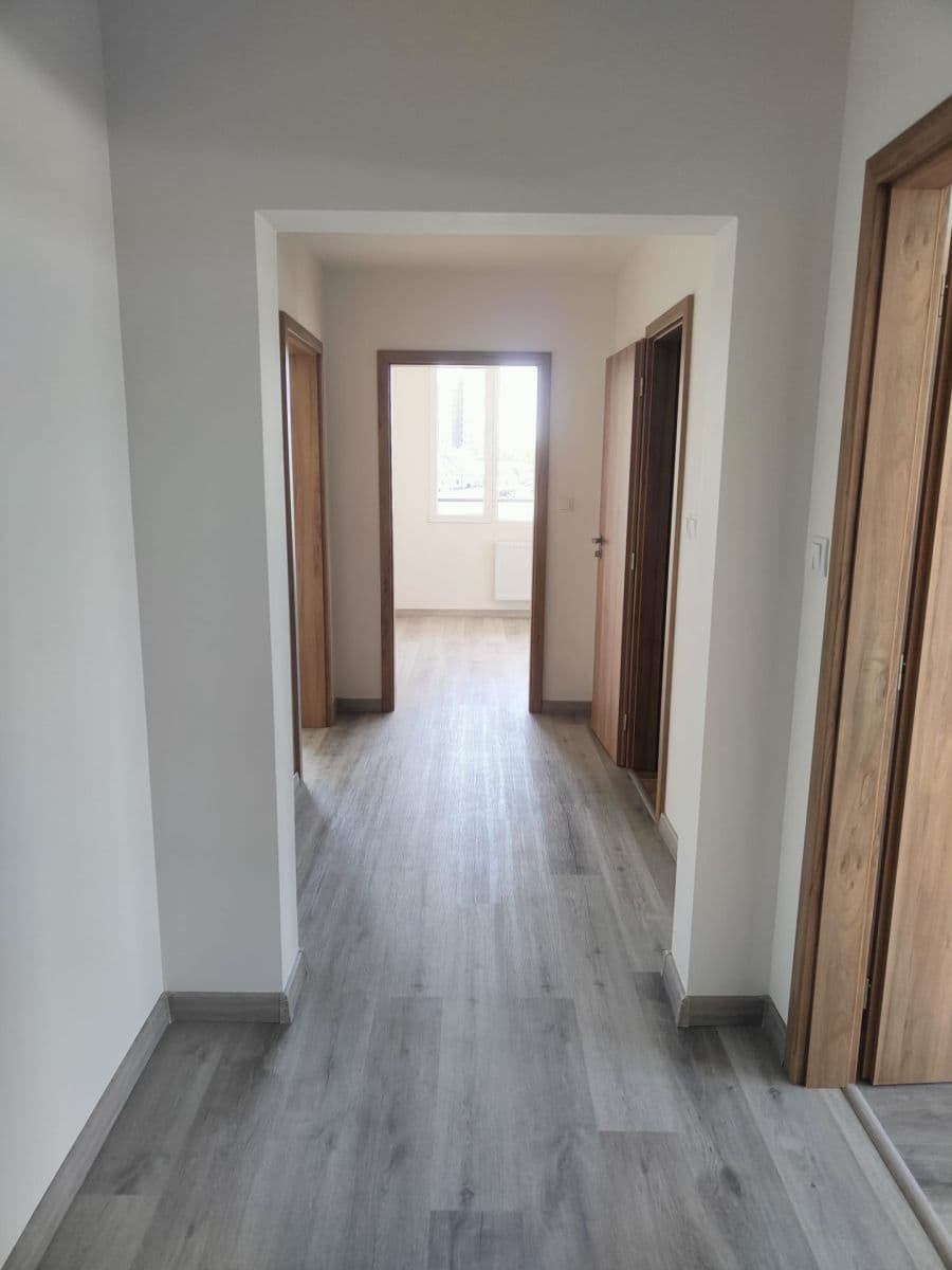 Pronájem bytu 3+kk 75 m², Čs. armády, Kladno, Středočeský kraj Pronájem bytu 3+kk 75 m², Čs. armády, Kladno, Středočeský kraj