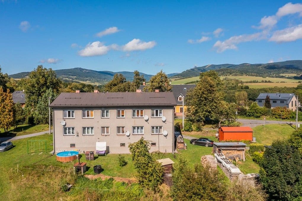 Prodej bytu 3+1 91 m², Králíky, Pardubický kraj Prodej bytu 3+1 91 m², Králíky, Pardubický kraj
