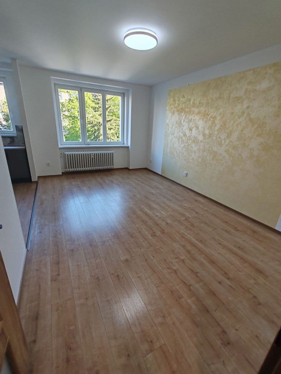 Pronájem bytu 1+kk 35 m², Vršovická, Praha, Praha Pronájem bytu 1+kk 35 m², Vršovická, Praha, Praha