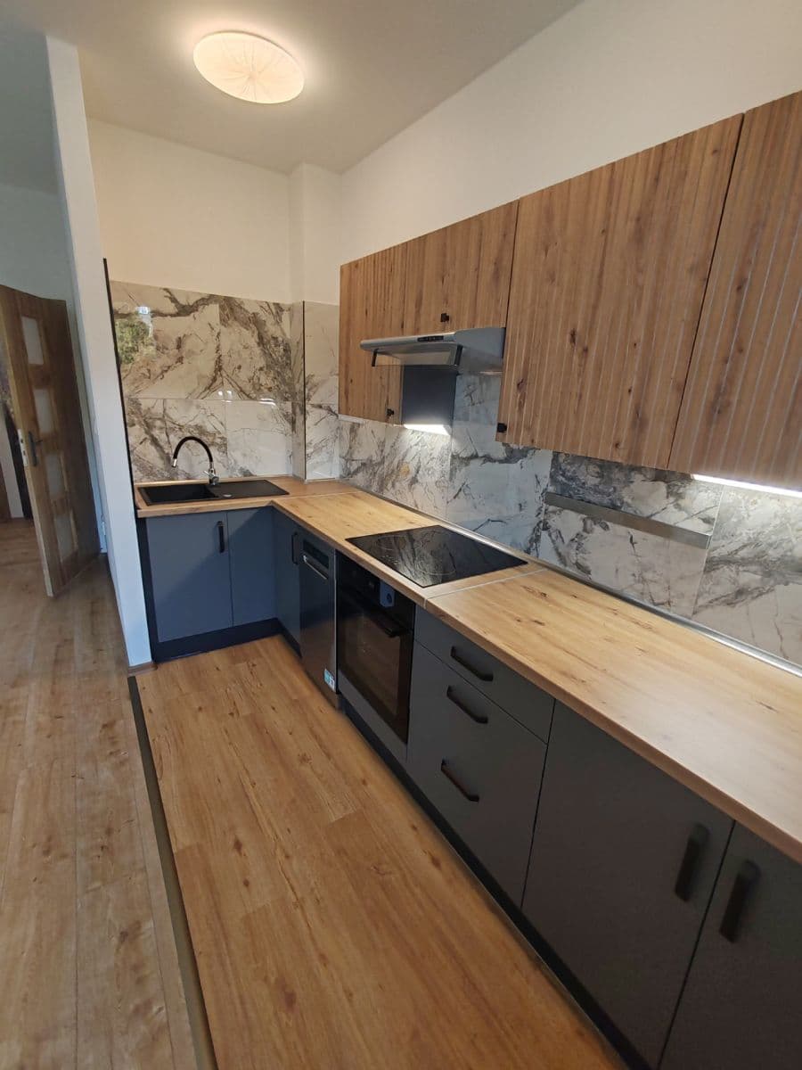 Pronájem bytu 1+kk 35 m², Vršovická, Praha, Praha Pronájem bytu 1+kk 35 m², Vršovická, Praha, Praha