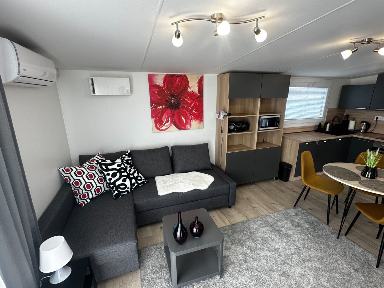 Pronájem domu 40 m², pozemek 200 m², Ružinov, Bratislavský kraj Pronájem domu 40 m², pozemek 200 m², Ružinov, Bratislavský kraj