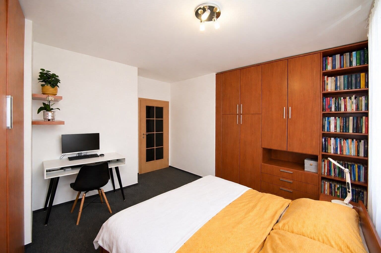 Pronájem bytu 3+kk 85 m², Nad Okrouhlíkem, Praha, Praha Pronájem bytu 3+kk 85 m², Nad Okrouhlíkem, Praha, Praha