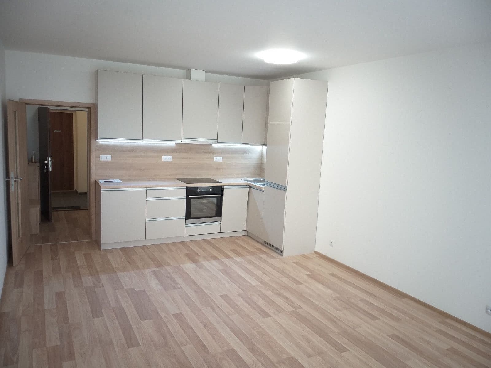 Pronájem bytu 1+kk 36 m², Přadlácká, Brno, Jihomoravský kraj Pronájem bytu 1+kk 36 m², Přadlácká, Brno, Jihomoravský kraj