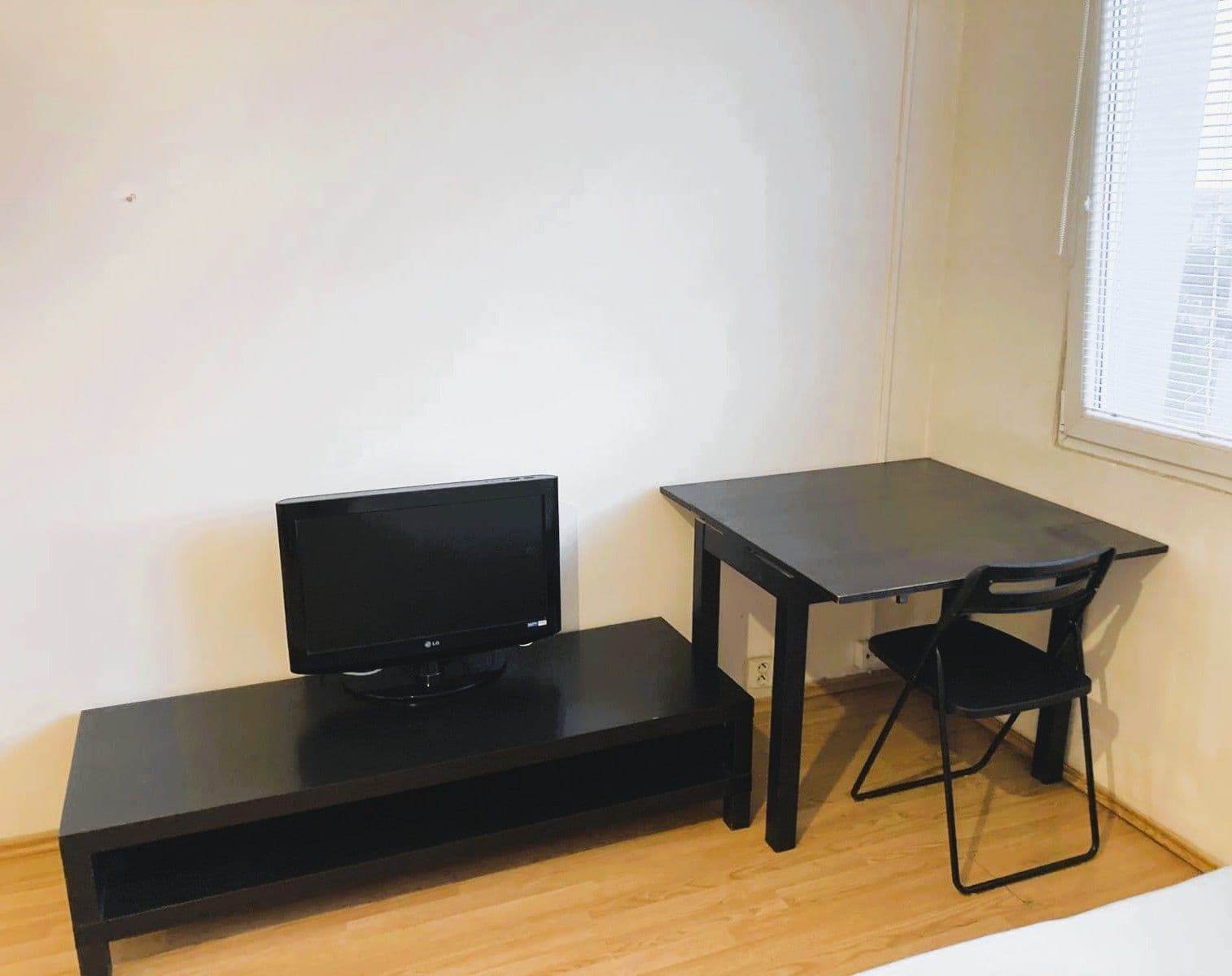 Pronájem bytu Garsoniéra 25 m², Jabloňová, Praha, Praha Pronájem bytu Garsoniéra 25 m², Jabloňová, Praha, Praha