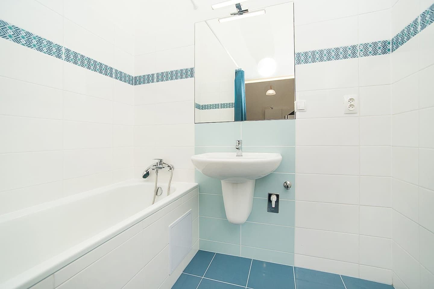 Pronájem bytu 3+1 90 m², Sudoměřská, Praha, Praha Pronájem bytu 3+1 90 m², Sudoměřská, Praha, Praha
