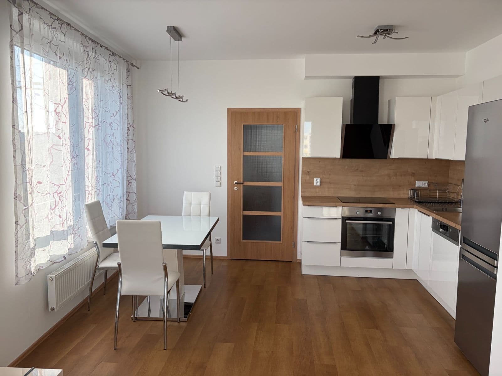 Pronájem bytu 2+kk 56 m², Lovosická, Praha, Praha Pronájem bytu 2+kk 56 m², Lovosická, Praha, Praha
