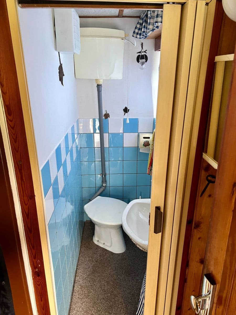 Prodej chaty, chalupy 450 m², pozemek 50 m², Dědkův mlýn, Unhošť, Středočeský kraj Prodej chaty, chalupy 450 m², pozemek 50 m², Dědkův mlýn, Unhošť, Středočeský kraj