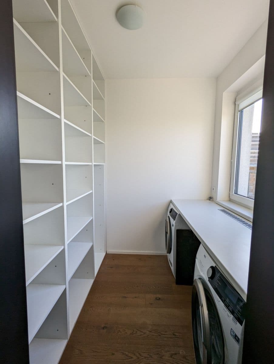 Prodej bytu 92 m², Zakšínská, Praha, Praha Prodej bytu 92 m², Zakšínská, Praha, Praha