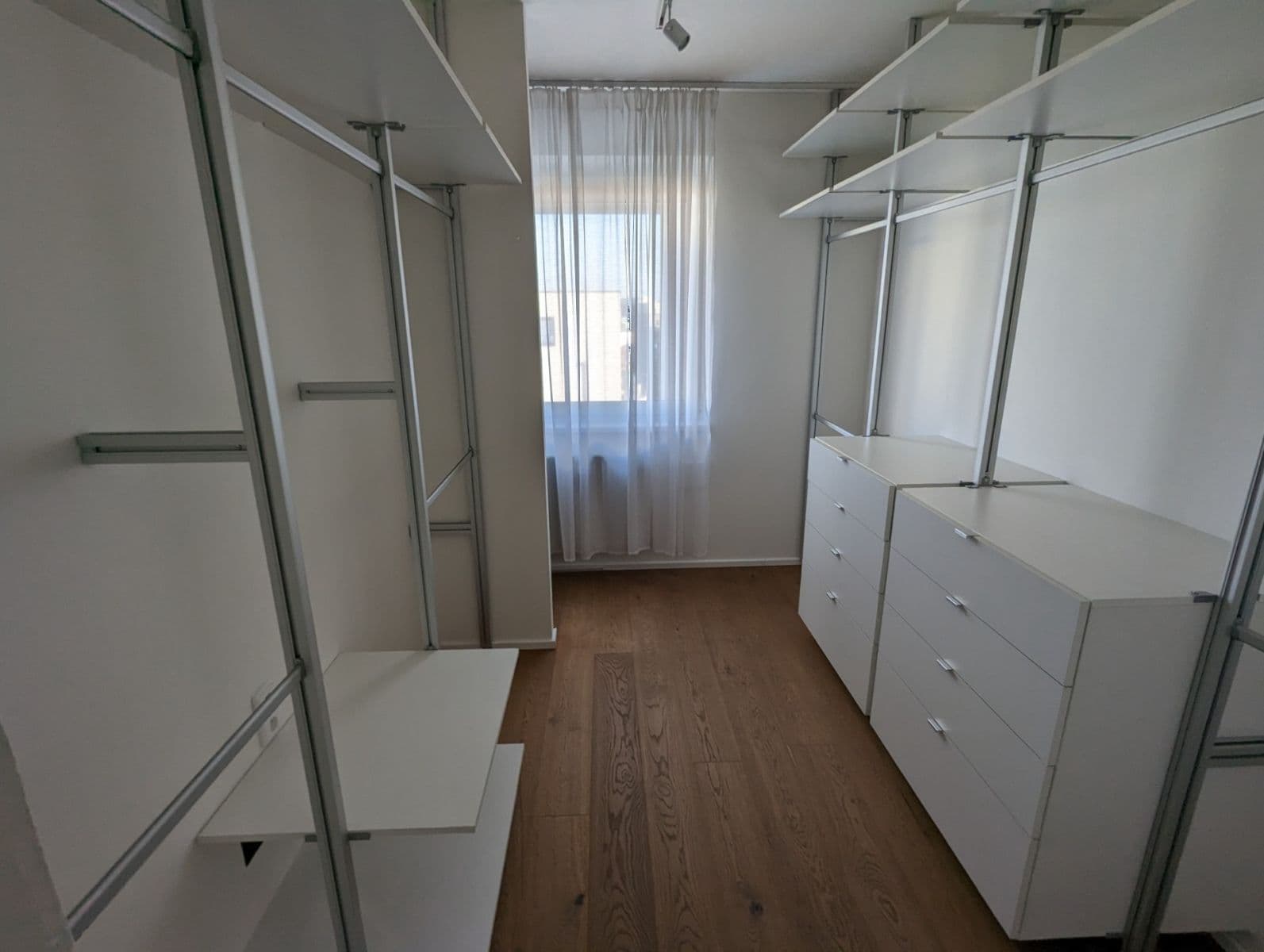 Prodej bytu 92 m², Zakšínská, Praha, Praha Prodej bytu 92 m², Zakšínská, Praha, Praha