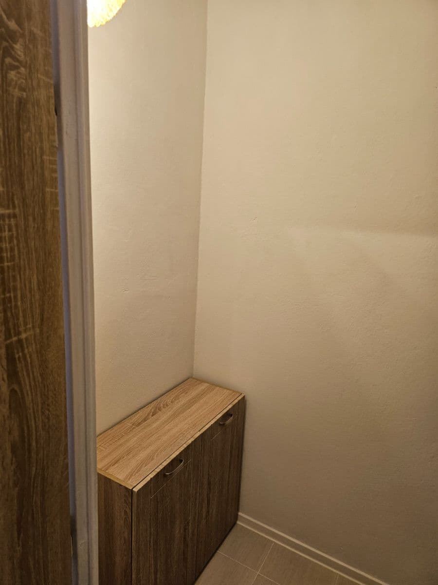 Pronájem bytu 2+1 65 m², Soukenická, Liberec, Liberecký kraj Pronájem bytu 2+1 65 m², Soukenická, Liberec, Liberecký kraj