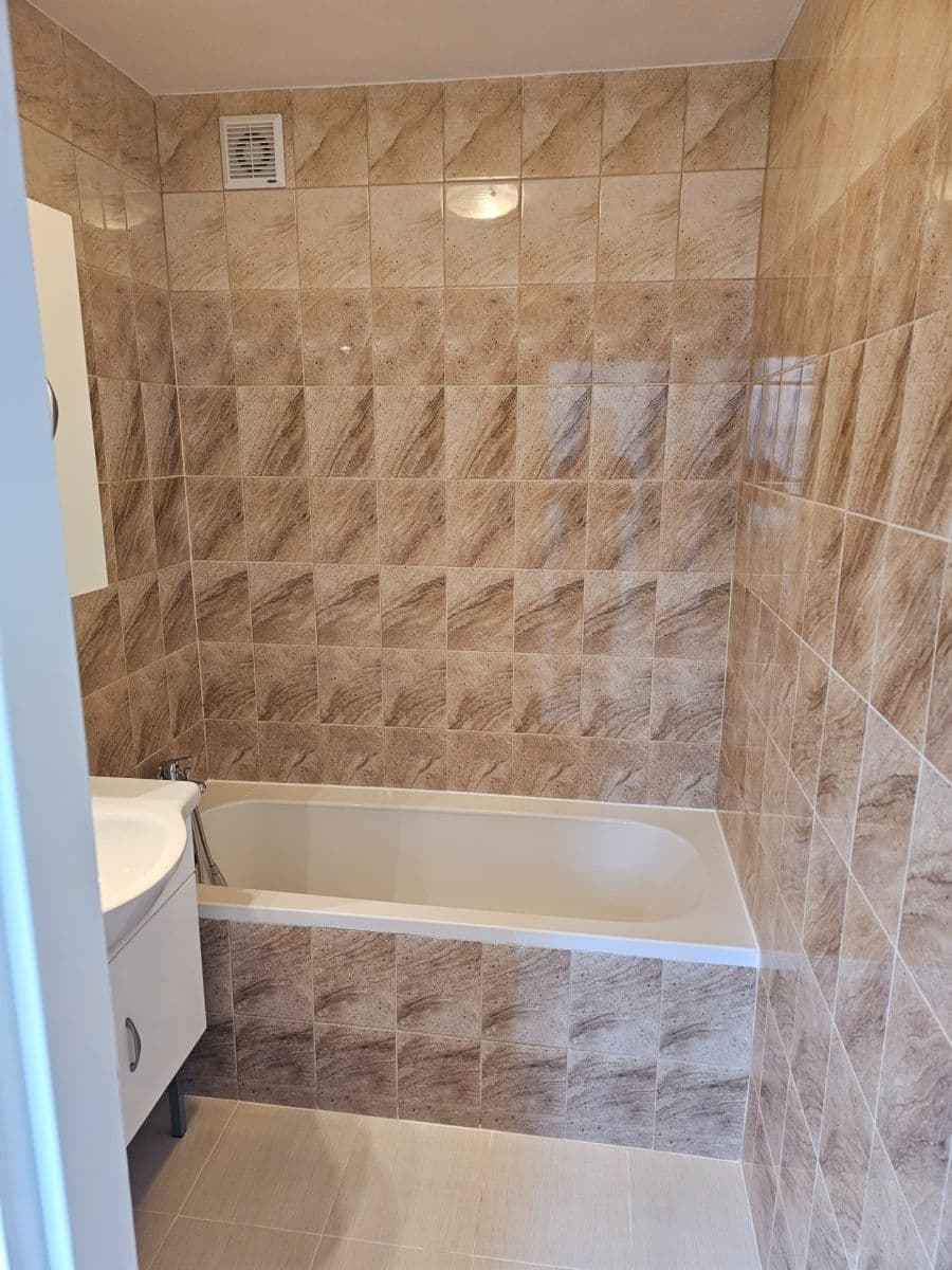Pronájem bytu 2+1 65 m², Soukenická, Liberec, Liberecký kraj Pronájem bytu 2+1 65 m², Soukenická, Liberec, Liberecký kraj