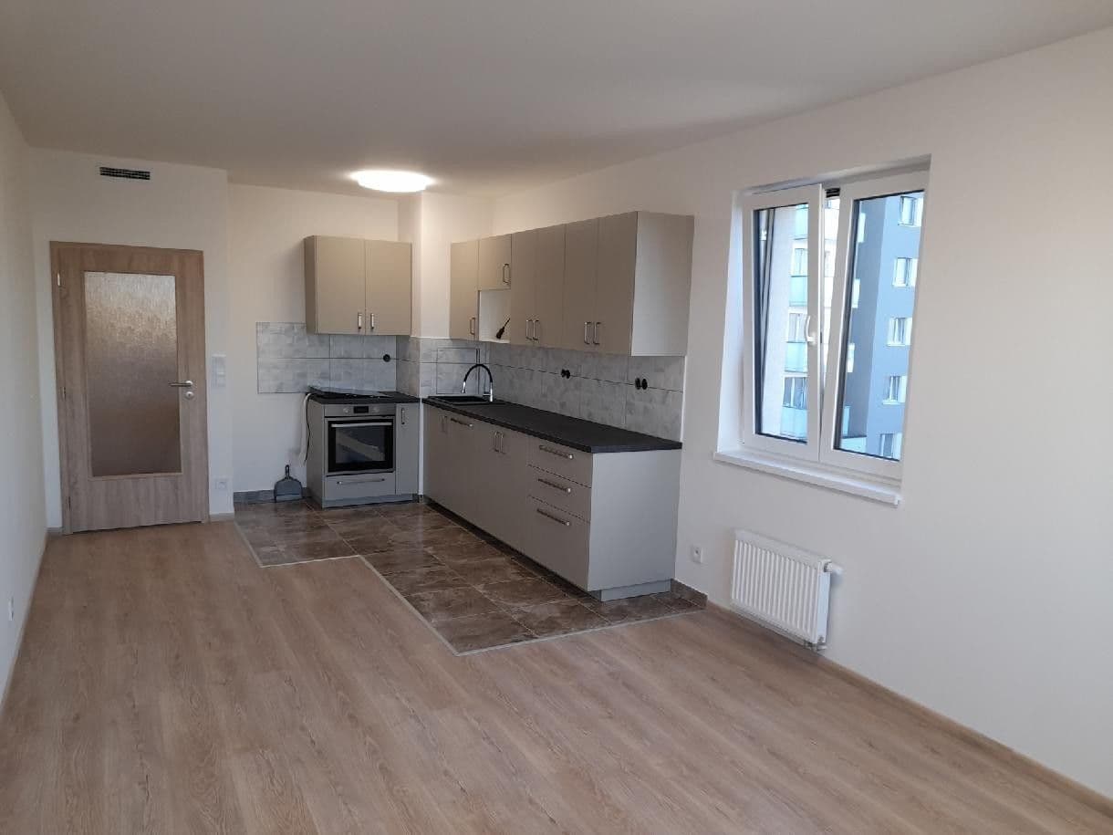 Pronájem bytu 3+kk 70 m², U Továren, Praha, Praha Pronájem bytu 3+kk 70 m², U Továren, Praha, Praha