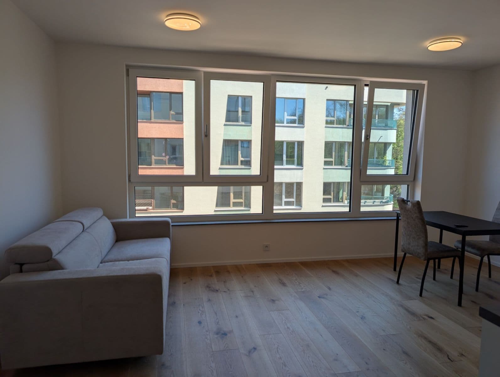 Pronájem bytu 1+kk 33 m², U Komína, Praha, Praha Pronájem bytu 1+kk 33 m², U Komína, Praha, Praha