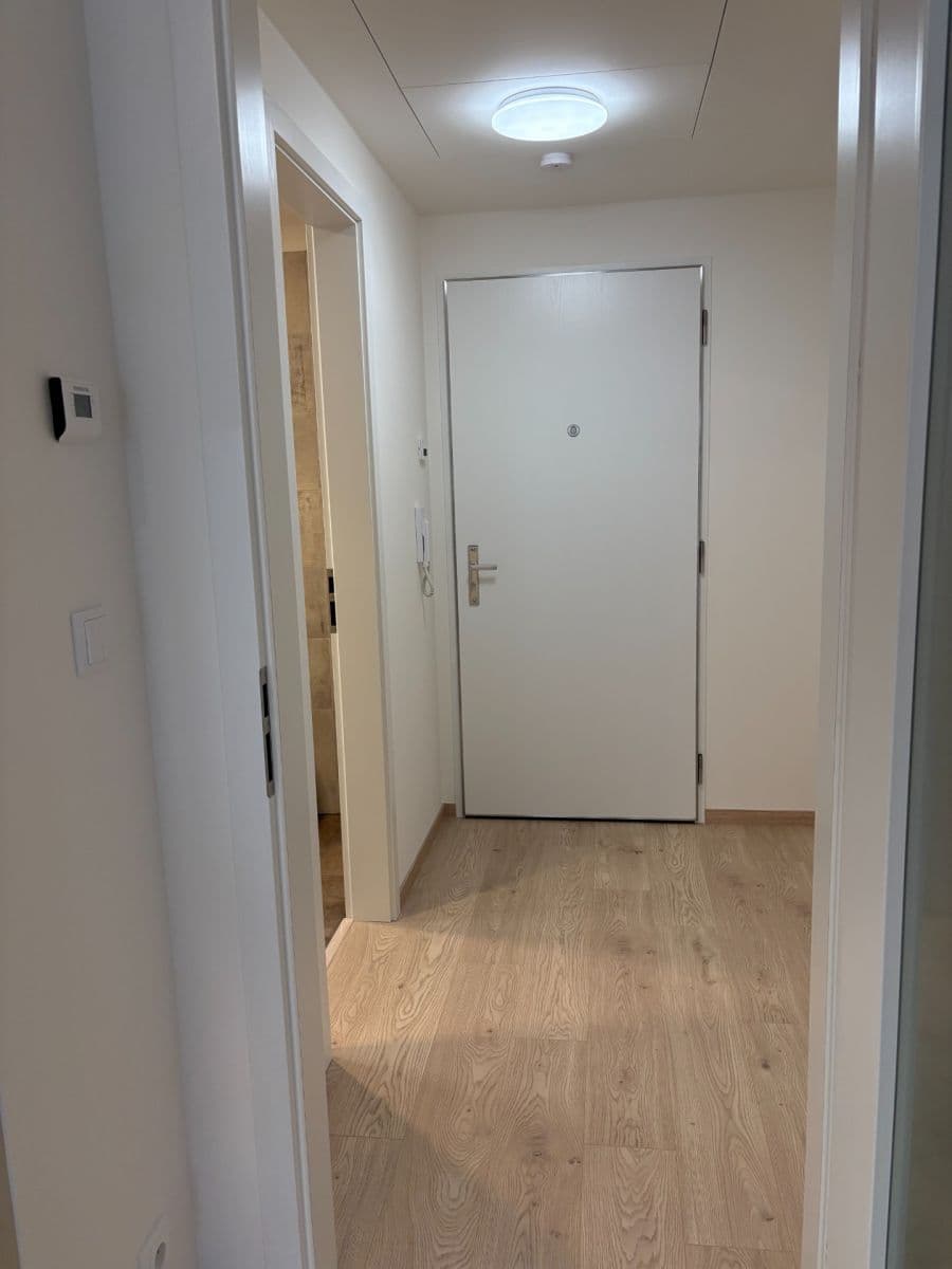 Pronájem bytu 1+kk 33 m², Poděbradská, Praha, Praha Pronájem bytu 1+kk 33 m², Poděbradská, Praha, Praha
