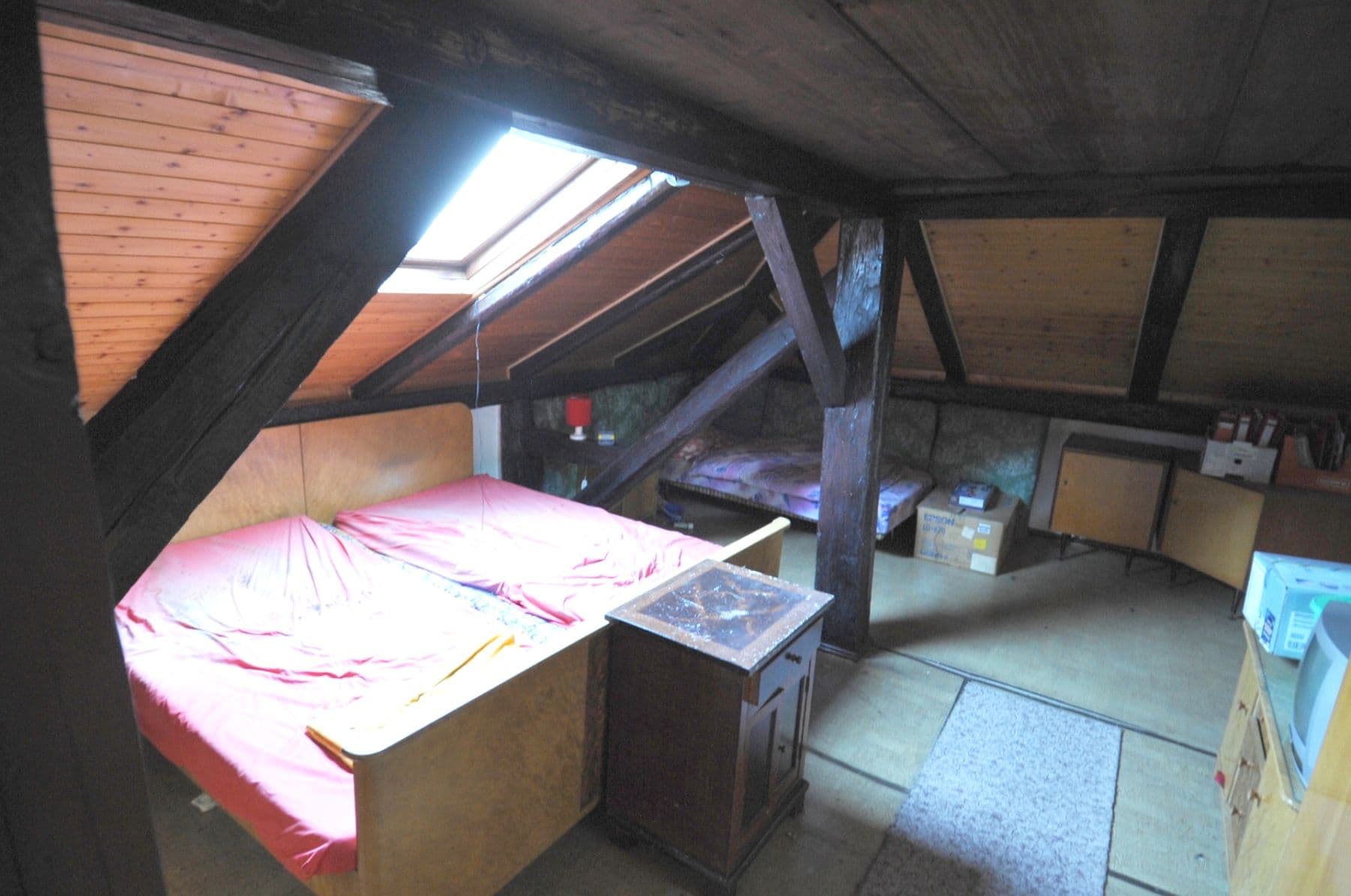 Prodej domu 200 m², pozemek 1.623 m², Hauptstraße, Oderwitz, Sasko Prodej domu 200 m², pozemek 1.623 m², Hauptstraße, Oderwitz, Sasko