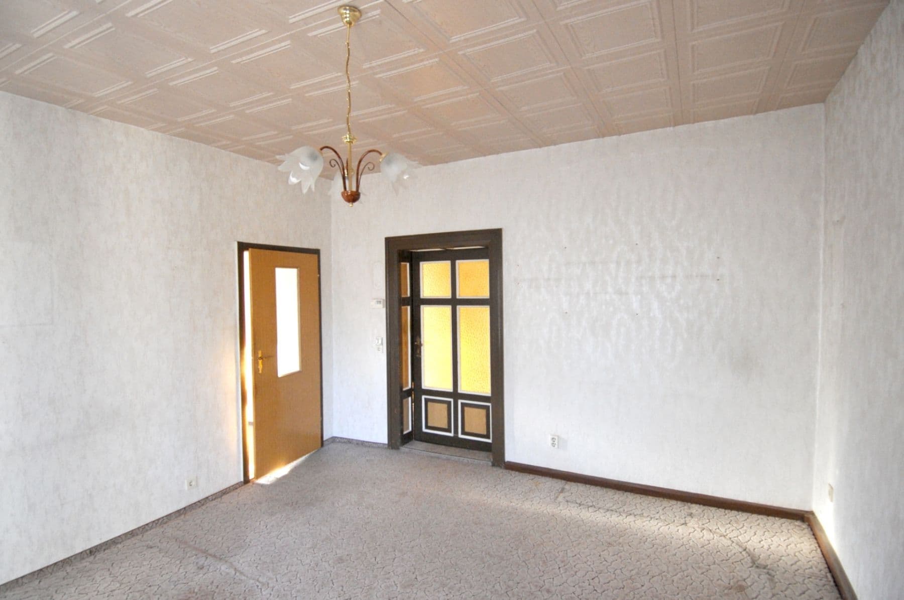 Prodej domu 200 m², pozemek 1.623 m², Hauptstraße, Oderwitz, Sasko Prodej domu 200 m², pozemek 1.623 m², Hauptstraße, Oderwitz, Sasko