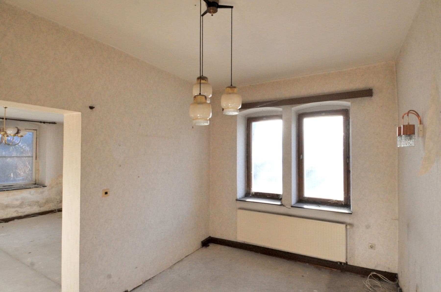 Prodej domu 200 m², pozemek 1.623 m², Hauptstraße, Oderwitz, Sasko Prodej domu 200 m², pozemek 1.623 m², Hauptstraße, Oderwitz, Sasko