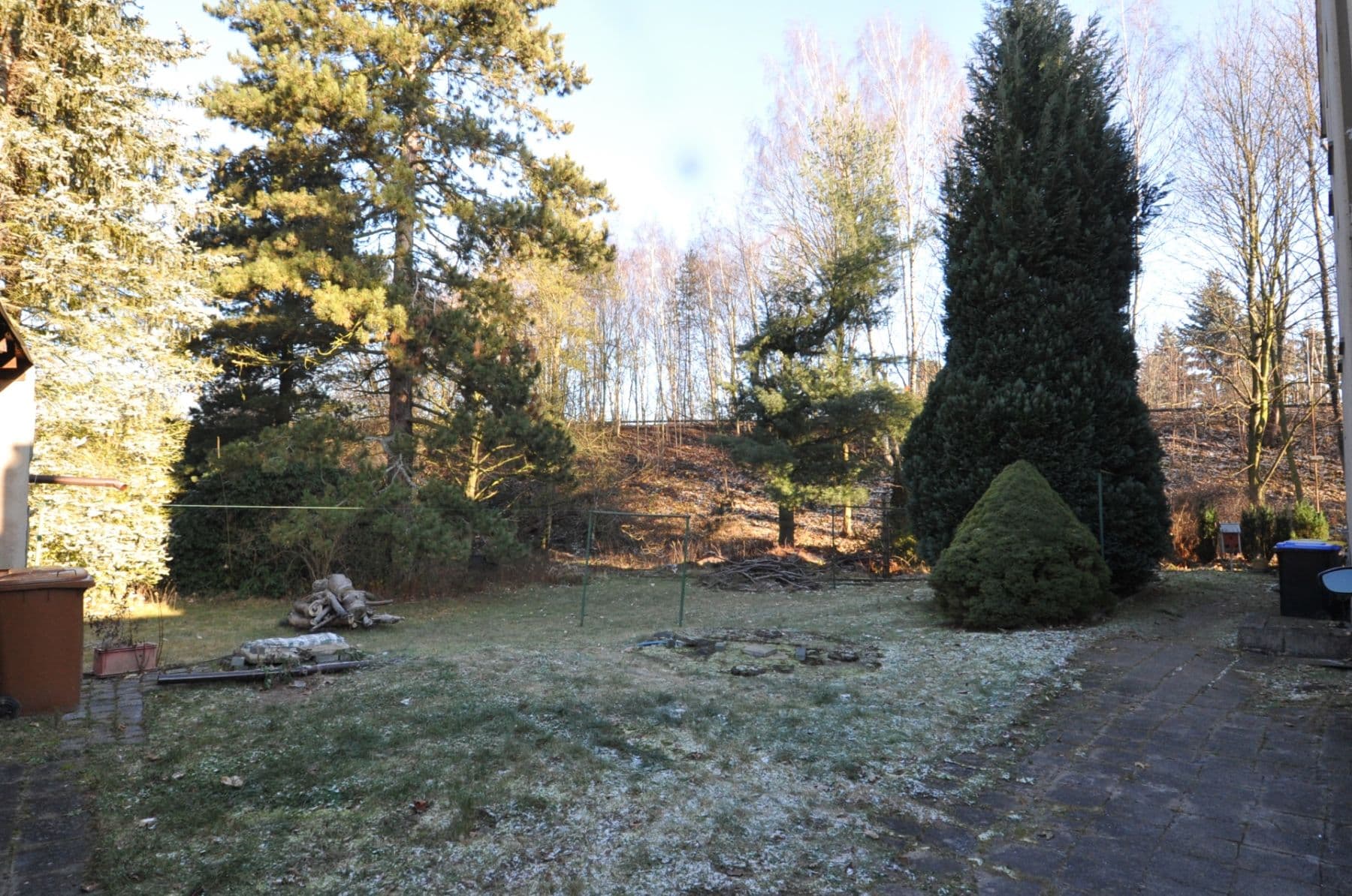 Prodej domu 200 m², pozemek 1.623 m², Hauptstraße, Oderwitz, Sasko Prodej domu 200 m², pozemek 1.623 m², Hauptstraße, Oderwitz, Sasko