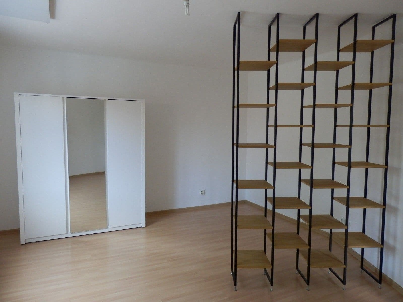 Pronájem bytu 1+1 44 m², Jarošova, Znojmo, Jihomoravský kraj Pronájem bytu 1+1 44 m², Jarošova, Znojmo, Jihomoravský kraj