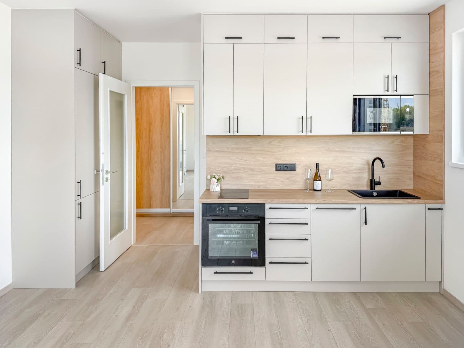 Pronájem bytu 1+kk 39 m², Bukačova, Praha, Praha Pronájem bytu 1+kk 39 m², Bukačova, Praha, Praha