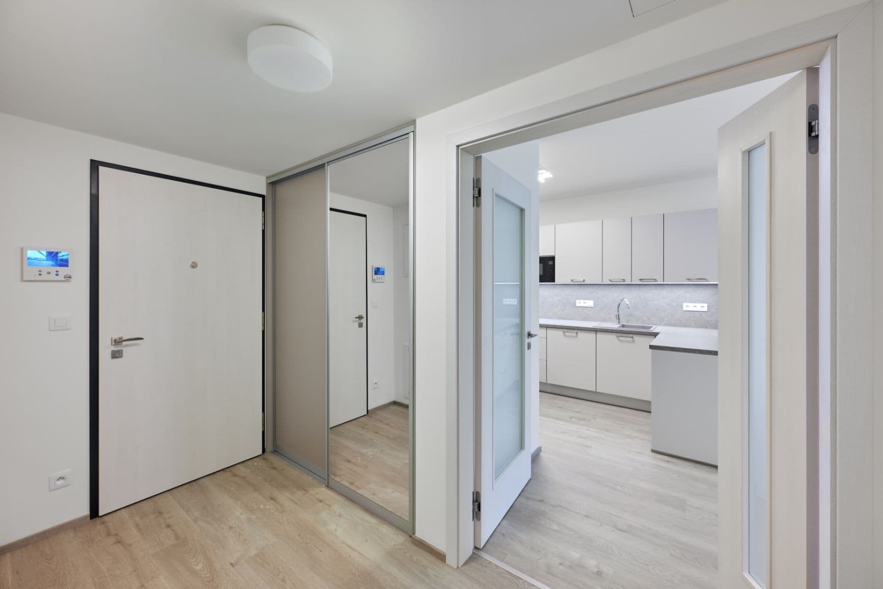 Pronájem bytu 3+kk 86 m², Střídavá, Praha, Praha Pronájem bytu 3+kk 86 m², Střídavá, Praha, Praha