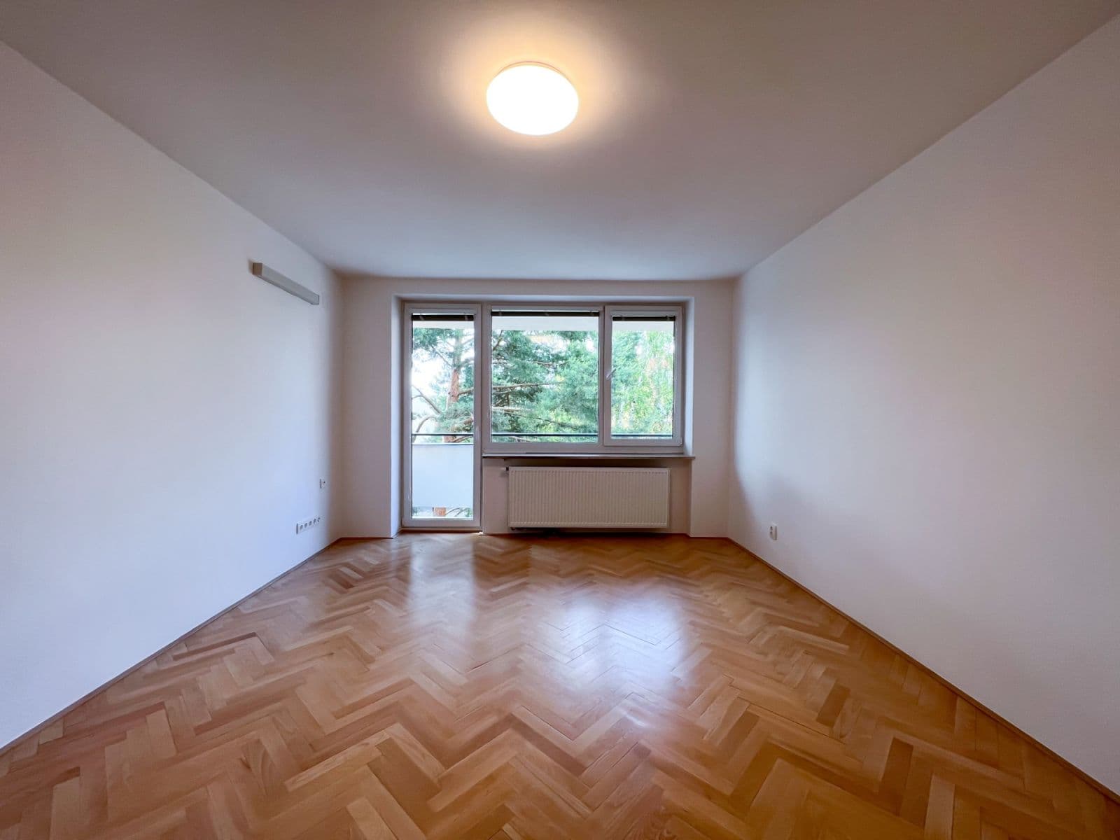 Pronájem bytu 2+1 64 m², Uprkova, Brno, Jihomoravský kraj Pronájem bytu 2+1 64 m², Uprkova, Brno, Jihomoravský kraj