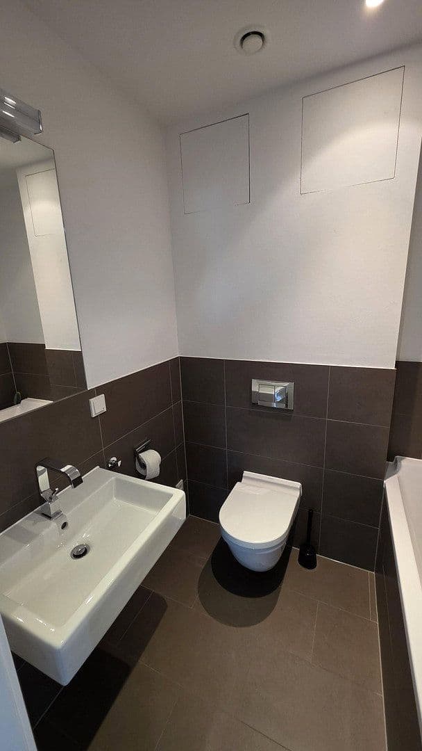 Pronájem bytu 3+1 110 m², Im Zollhafen 12, Köln, Severní Porýní-Vestfálsko Pronájem bytu 3+1 110 m², Im Zollhafen 12, Köln, Severní Porýní-Vestfálsko