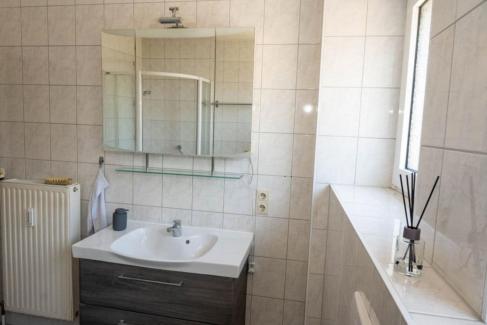 Prodej domu 98 m², pozemek 172 m², Schölischer Hochfeld 25, Stade, Dolní Sasko Prodej domu 98 m², pozemek 172 m², Schölischer Hochfeld 25, Stade, Dolní Sasko