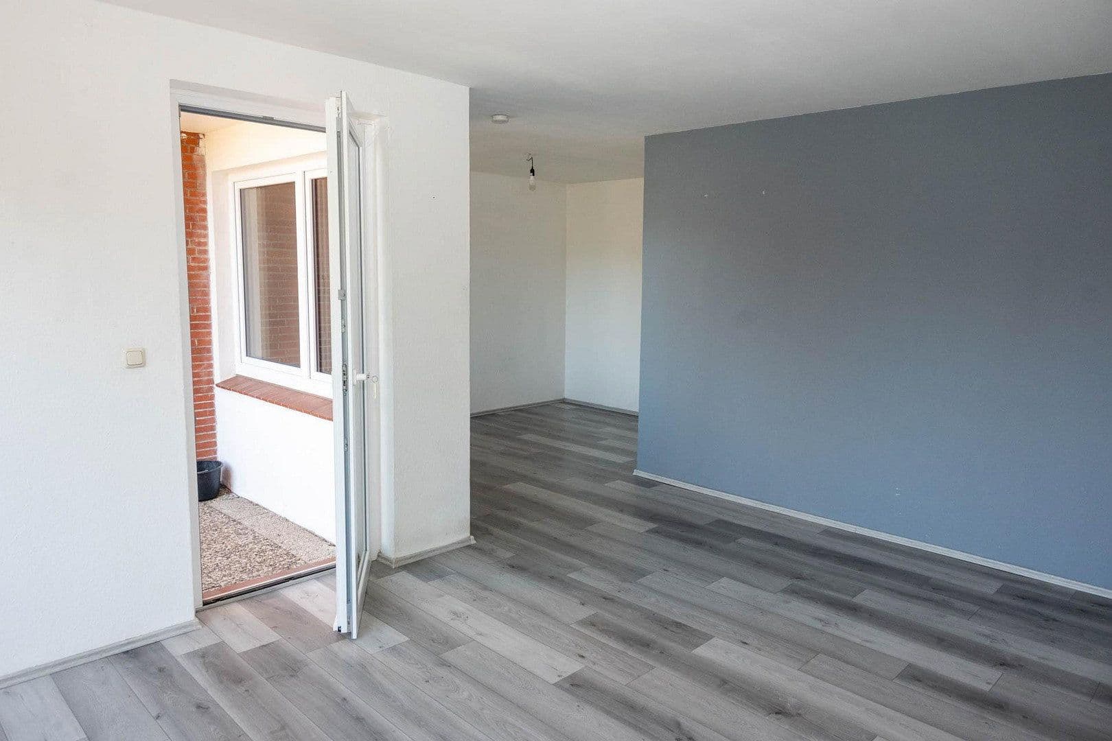 Prodej domu 98 m², pozemek 172 m², Schölischer Hochfeld 25, Stade, Dolní Sasko Prodej domu 98 m², pozemek 172 m², Schölischer Hochfeld 25, Stade, Dolní Sasko