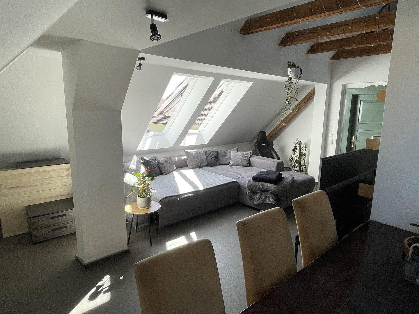 Pronájem bytu 2+kk 80 m², Bruck i.d.OPf., Bavorsko Pronájem bytu 2+kk 80 m², Bruck i.d.OPf., Bavorsko