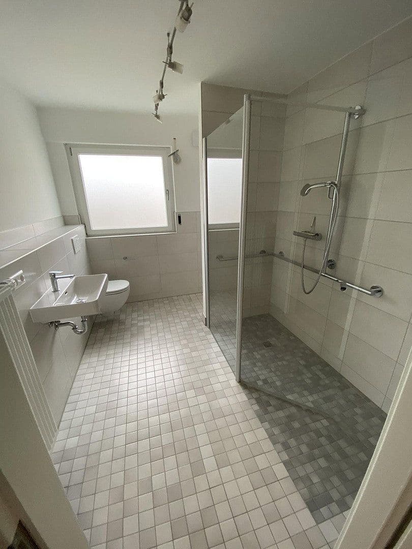 Pronájem bytu 2+1 69 m², Schöntal, Bádensko-Württembersko Pronájem bytu 2+1 69 m², Schöntal, Bádensko-Württembersko