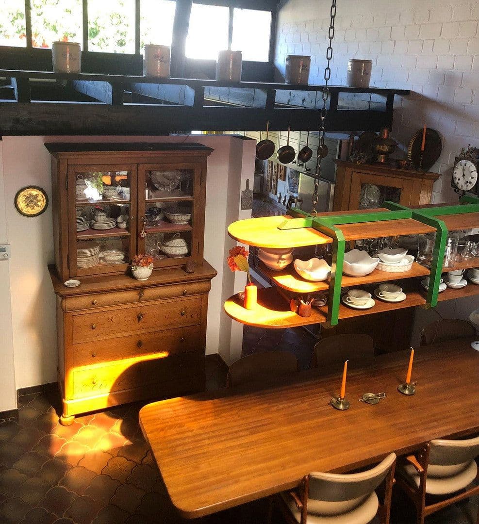Prodej domu 160 m², pozemek 1.236 m², Cáchy, Severní Porýní-Vestfálsko Prodej domu 160 m², pozemek 1.236 m², Cáchy, Severní Porýní-Vestfálsko