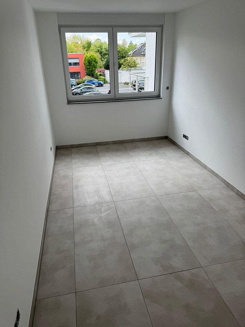 Pronájem bytu 4+1 107 m², Berliner Str. 911, Köln, Severní Porýní-Vestfálsko Pronájem bytu 4+1 107 m², Berliner Str. 911, Köln, Severní Porýní-Vestfálsko