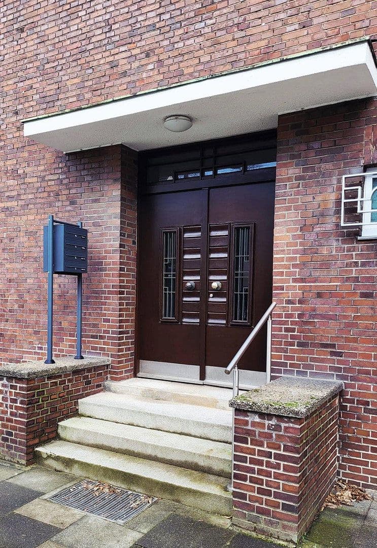 Pronájem bytu 3+1 106 m², Mulheim an der Ruhr, Severní Porýní-Vestfálsko Pronájem bytu 3+1 106 m², Mulheim an der Ruhr, Severní Porýní-Vestfálsko