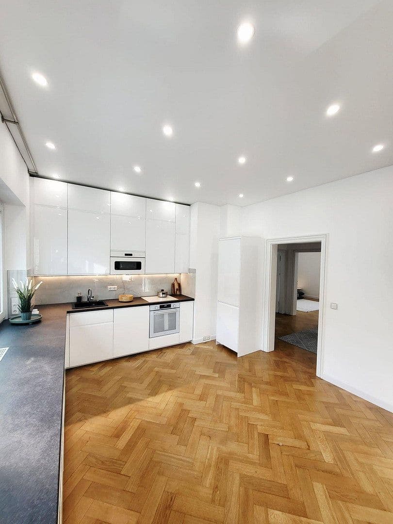 Pronájem bytu 3+1 106 m², Mulheim an der Ruhr, Severní Porýní-Vestfálsko Pronájem bytu 3+1 106 m², Mulheim an der Ruhr, Severní Porýní-Vestfálsko