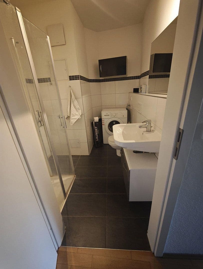 Pronájem bytu 2+1 48 m², Mannheim, Bádensko-Württembersko Pronájem bytu 2+1 48 m², Mannheim, Bádensko-Württembersko