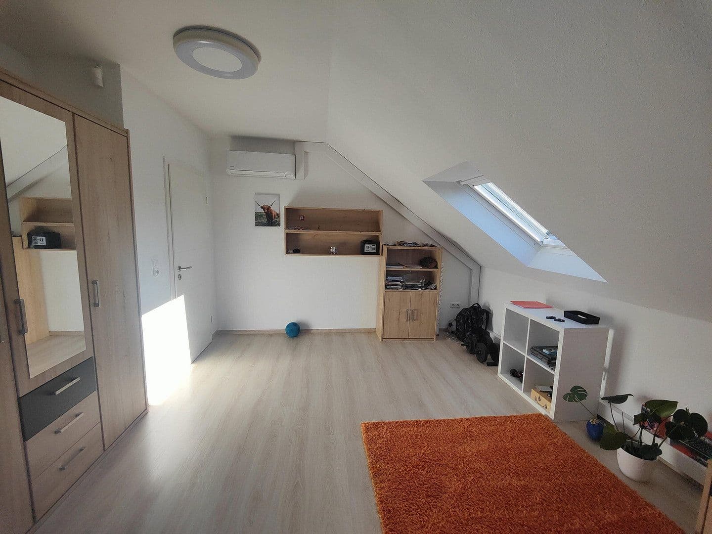 Prodej domu 150 m², pozemek 429 m², Bedburg, Severní Porýní-Vestfálsko Prodej domu 150 m², pozemek 429 m², Bedburg, Severní Porýní-Vestfálsko