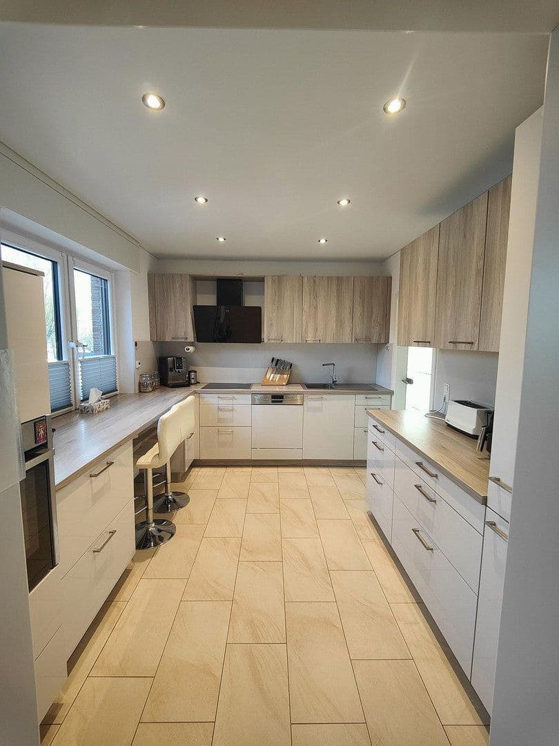 Prodej domu 150 m², pozemek 429 m², Bedburg, Severní Porýní-Vestfálsko Prodej domu 150 m², pozemek 429 m², Bedburg, Severní Porýní-Vestfálsko